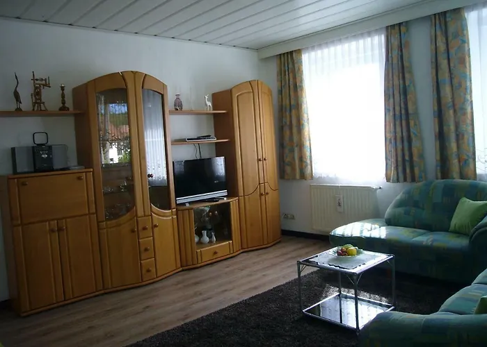 Ferienwohnung Im Alten Schulhaus - Keine Monteure